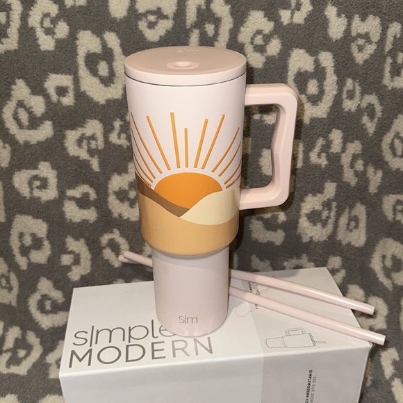 Simple Modern TREK 40oz Tumbler in Rise and Shine 😍 New 🆕 & Never Used ❣… - Picture 3 of 17